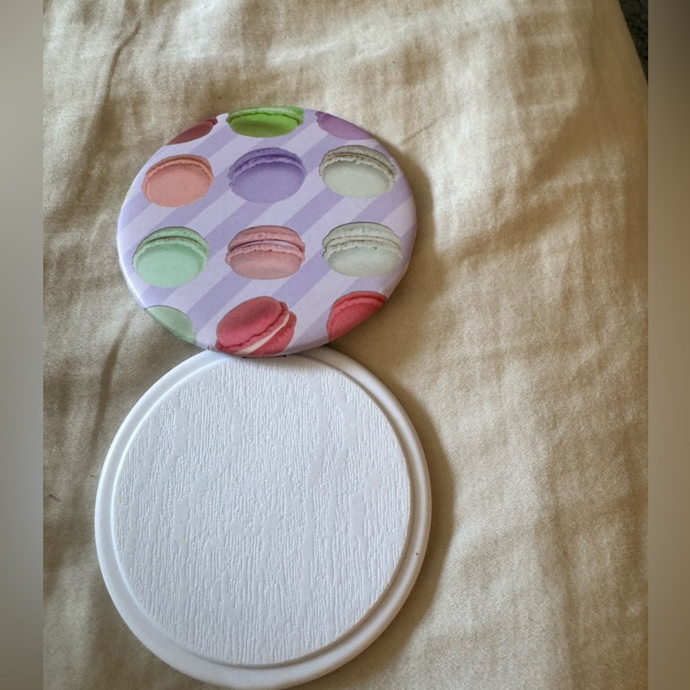Macaron Patterned Compact Mirror - Picture 2 of 3